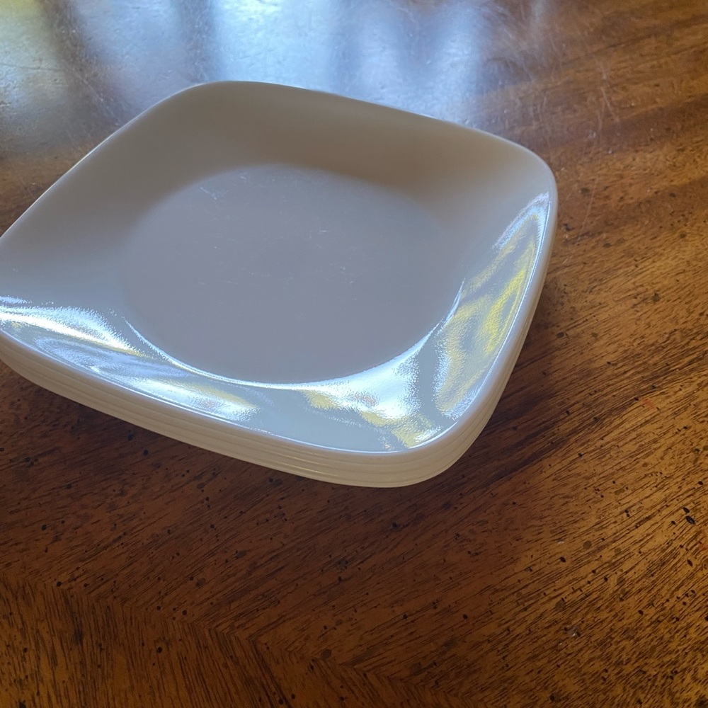 4 Corelle White 6.5” Sq appetizer plates - Picture 5 of 10